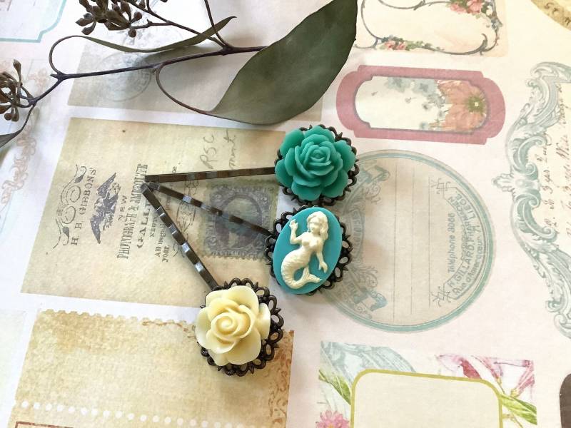 Haarspangen-Türkis-Meerjungfrau-Blumen-Haarspangen-Meerjungfrau-Liebhaber-Geschenk von LaneyLou123
