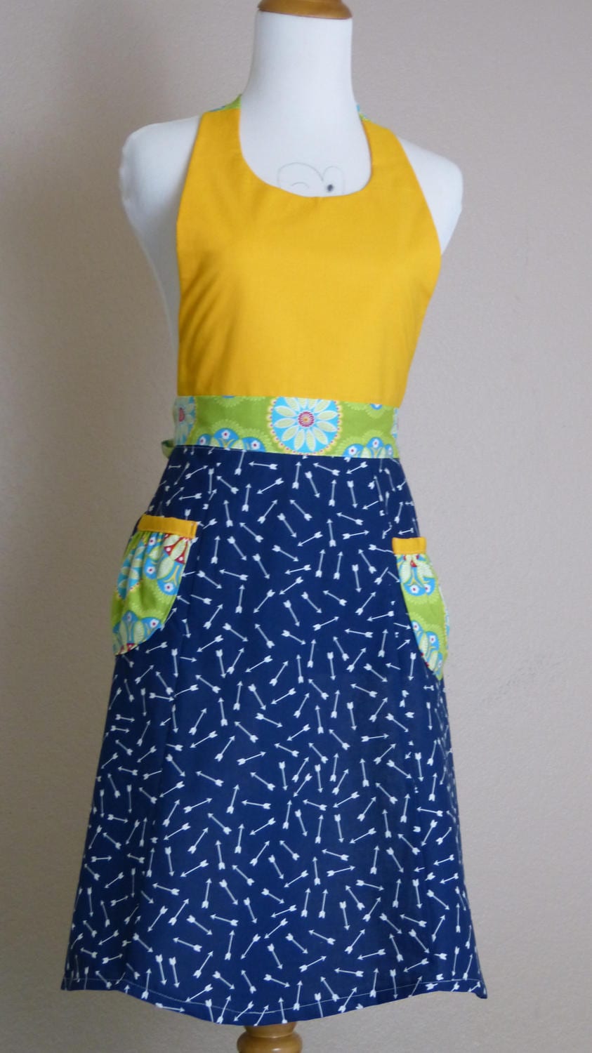 Lemongrass Apron, Frauen Vollschürze Mit Taschen - Laneymade Lemongrass Apron, Frauen Vollschürze Mit Taschen - Laneymade von Laneymade