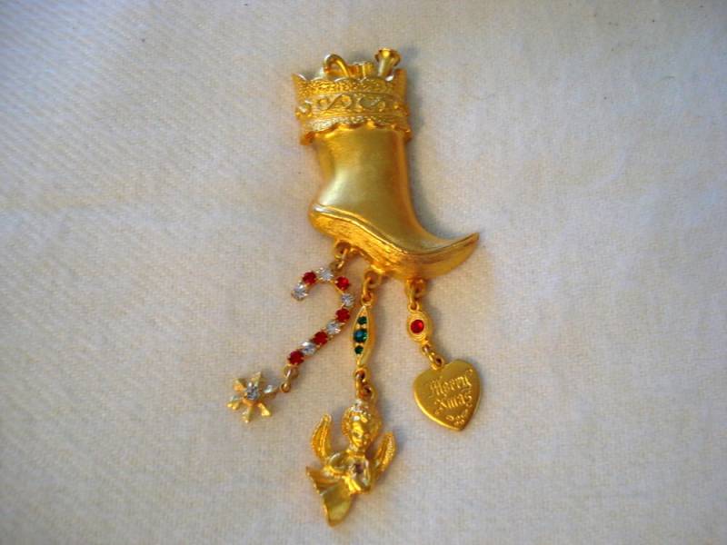 Christmas Boot Vintage 3"Anstecknadel Swarovski Kristalle Engel Schneeflocke Zuckerstange Charms #556 von LangleysCreations