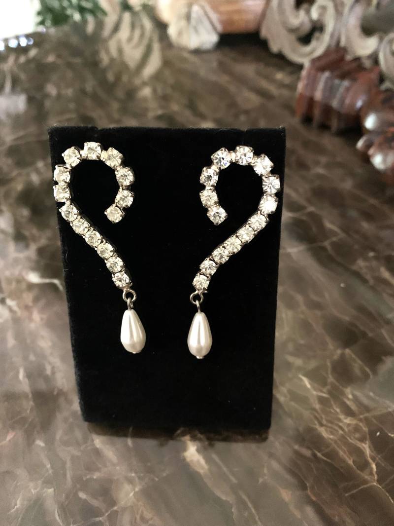 Perle Fragezeichen Ohrringe Silber Cz Kristall Durchbohrt True Vintage - Atemberaubend #03 von LangleysCreations