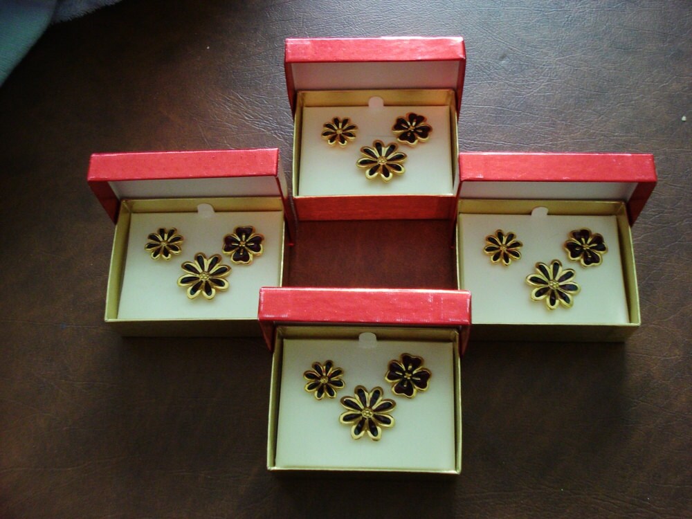 Unbenutzte Boxed Blumen Tac Pins Box Mit 3 Tagged 15 Pro Box True Vintage Kaufladen Top Qualität - Emaille Gold Großhandel Garten Handwerk #625 von LangleysCreations