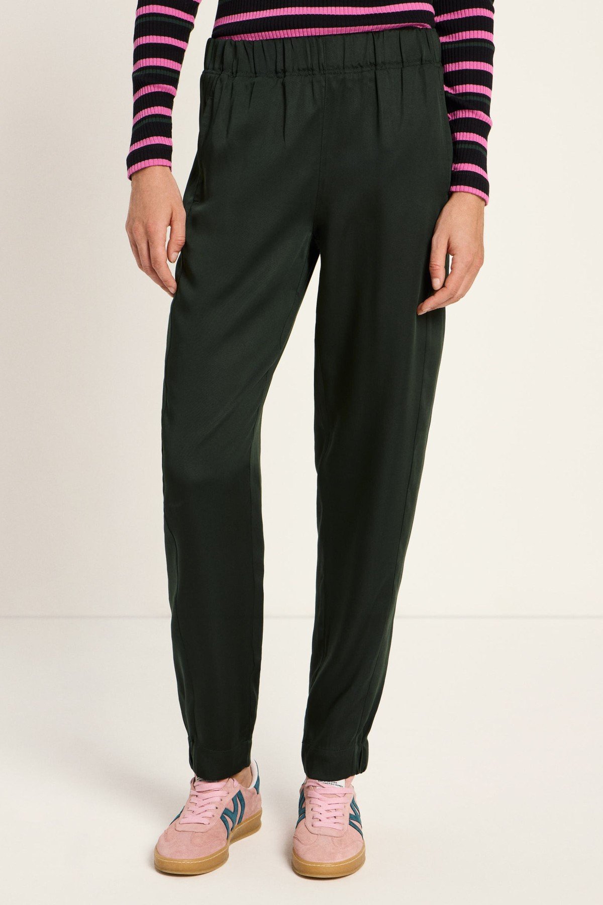 Hose Tencel Grün von Lanius