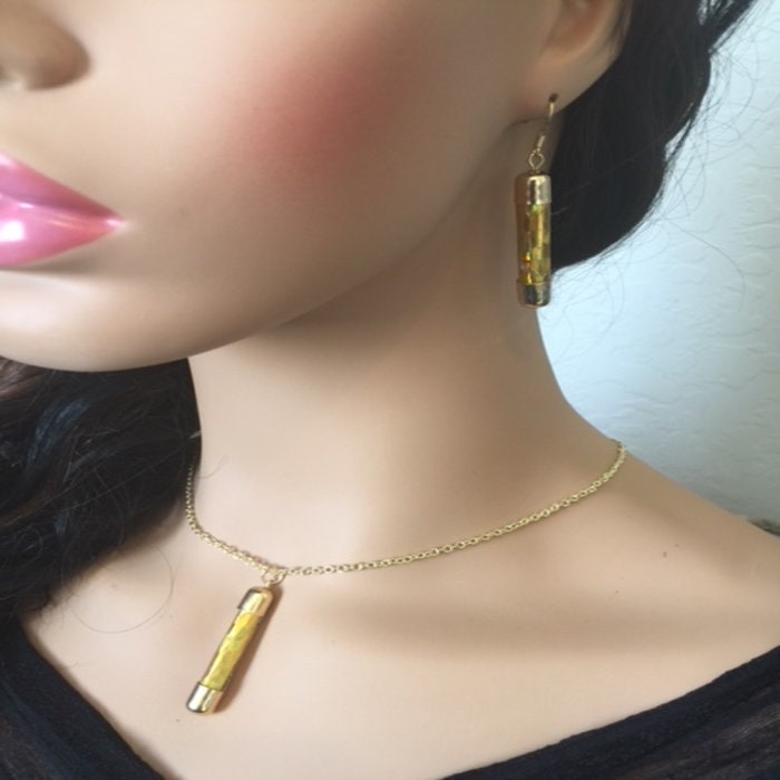 Gold Rohr-Collier-Set, Valentinstag-Geschenk-Set, Glänzend Stick Ohrring Set Bleistift Ohrringe Und Halskette Gold Rohr-Collier-Set, Valentinstag-Geschenk-Set, Glänzend Stick Ohrring Set Bleistift Ohrringe Und Halskette von Lanyes