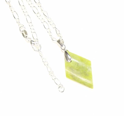 LapeaceLazuli Jade Anhänger - Schmuck - Halskette - Edelstein - aus echte Grüne Jade LapeaceLazuli Jade Anhänger - Schmuck - Halskette - Edelstein - aus echte Grüne Jade von LapeaceLazuli