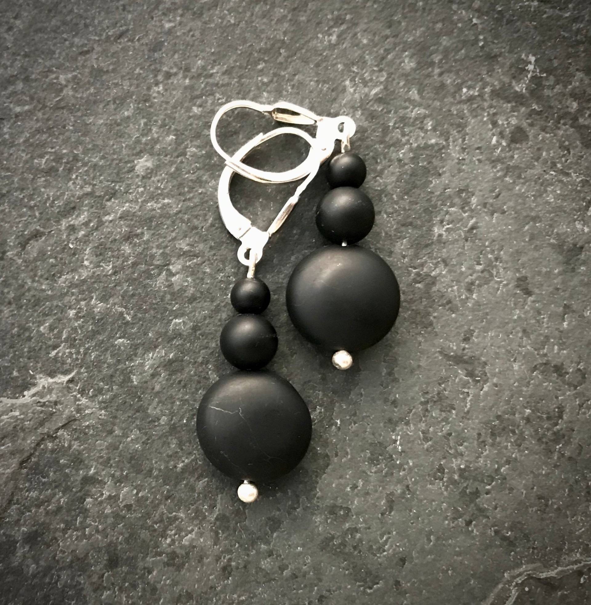 Onyx - Hängeohrringe | Handarbeit, Unikat 925 Silber - Klappbrisur Naturstein Ohrringe Onyx - Hängeohrringe | Handarbeit, Unikat 925 Silber - Klappbrisur Naturstein Ohrringe von LapidariumWierer