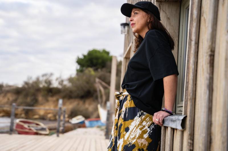 Damen-T-Shirt „Herz" - Bio-Baumwolle Oversized Goldgesticktes Herz von Laplagecoco