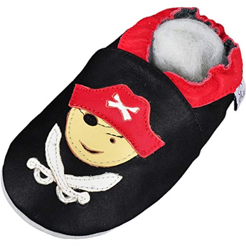 Lappade Pirat schwarz Pirat LKW Bagger Auto Flugzeug Stern Lederpuschen Hausschuhe Krabbelschuhe Baby Lauflernschuhe mit Ledersohle (Art. 30 Gr. 19/20 EU) von Lappade