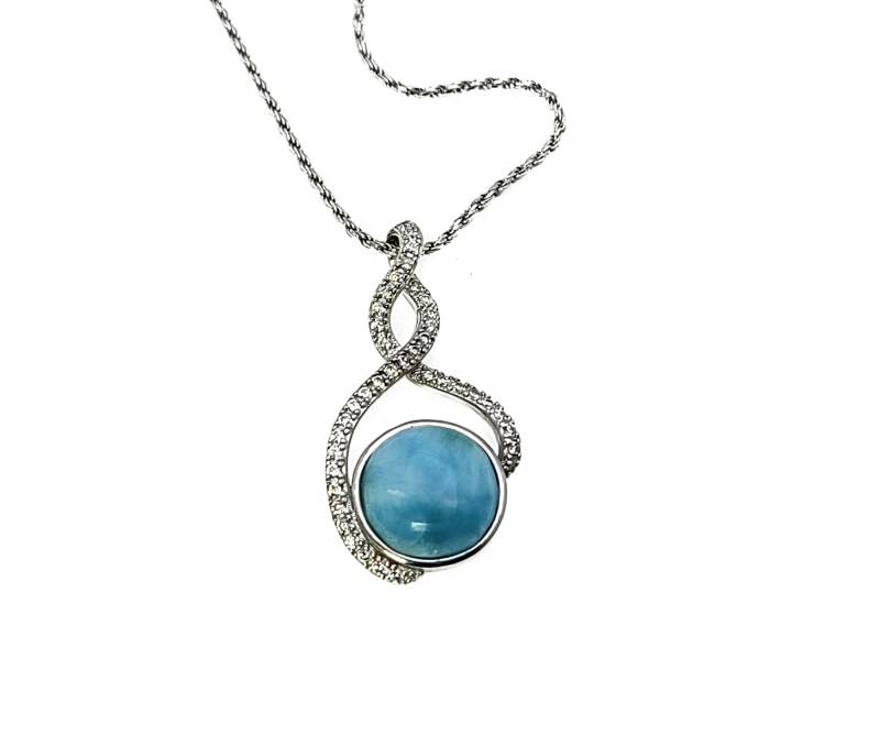 Bezaubernde 10mm Larimar Halskette Mit Weißer Saphir Akzent .925 Sterling Silber Bezaubernde 10mm Larimar Halskette Mit Weißer Saphir Akzent .925 Sterling Silber von Larimar925