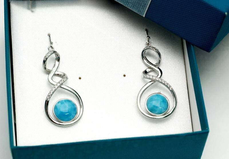 Larimar 10mm Aaa-Qualität | Schönes Blau Weißer Saphir Akzent Ohrringe .925 Sterling Silber Larimar 10mm Aaa-Qualität | Schönes Blau Weißer Saphir Akzent Ohrringe .925 Sterling Silber von Larimar925