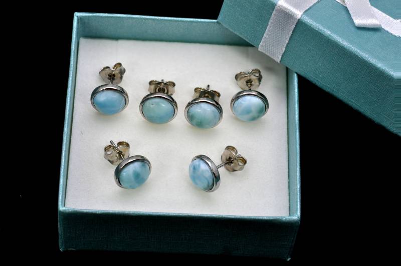 Larimar Natürlich 8 Mm Drei Paare Ohrstecker .925 Sterling Silber | Wholesale Larimar Natürlich 8 Mm Drei Paare Ohrstecker .925 Sterling Silber | Wholesale von Larimar925
