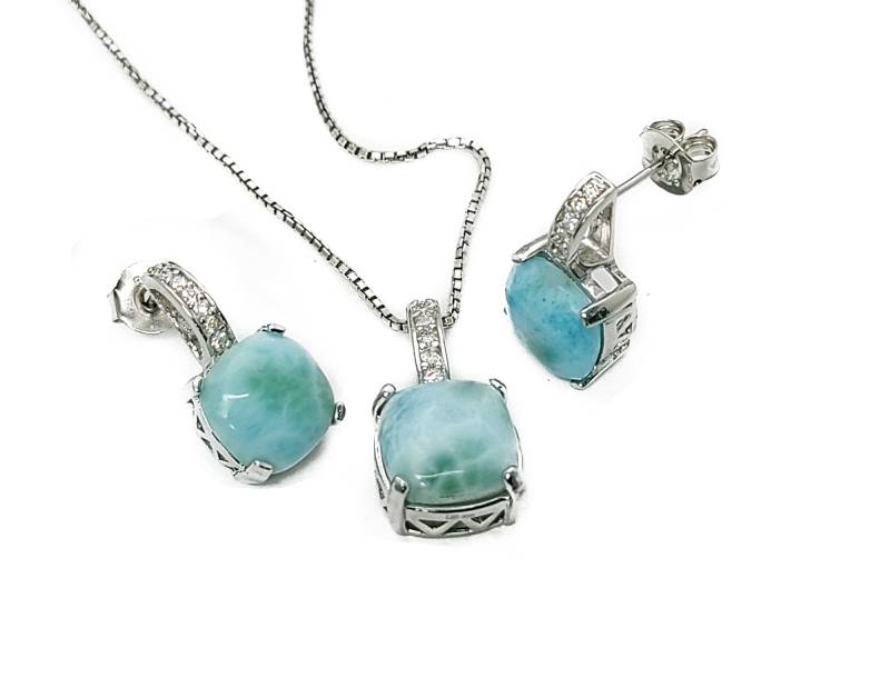 Larimar. Wunderschöne Ohrringe Und Halskette Set Weißer Saphir .925 Sterling Silber Larimar. Wunderschöne Ohrringe Und Halskette Set Weißer Saphir .925 Sterling Silber von Larimar925
