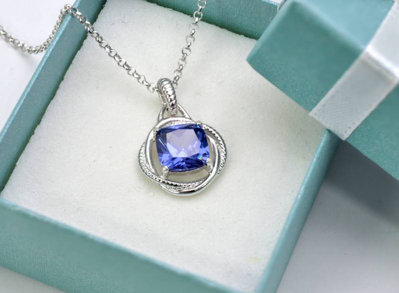 Neue Unendlichkeit 9 Mm Kissenschliff Tansanit Halskette.925 Sterling Silber von Larimar925