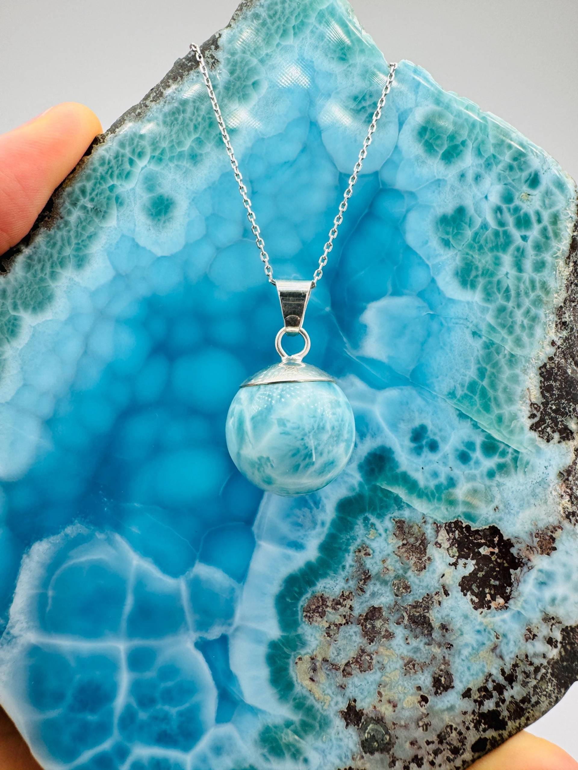 Larimar Perle Mit Silber Anhänger - 18, 2 Mm Kugel, Aaa Larimar, Fraktal Larimar, 925 Silber, Larimar Schmuck Larimar Perle Mit Silber Anhänger - 18, 2 Mm Kugel, Aaa Larimar, Fraktal Larimar, 925 Silber, Larimar Schmuck von LarimarMiner