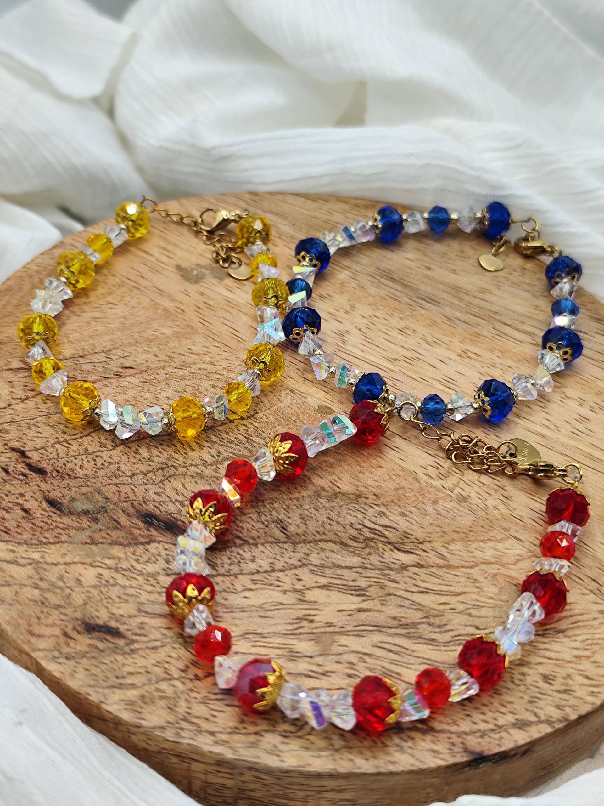 Handgemachtes Kristall Armband | Funkelnder Schmuck Edelstahl Verschluss Elegantes Geschenk Für Frauen von Larkihandmade