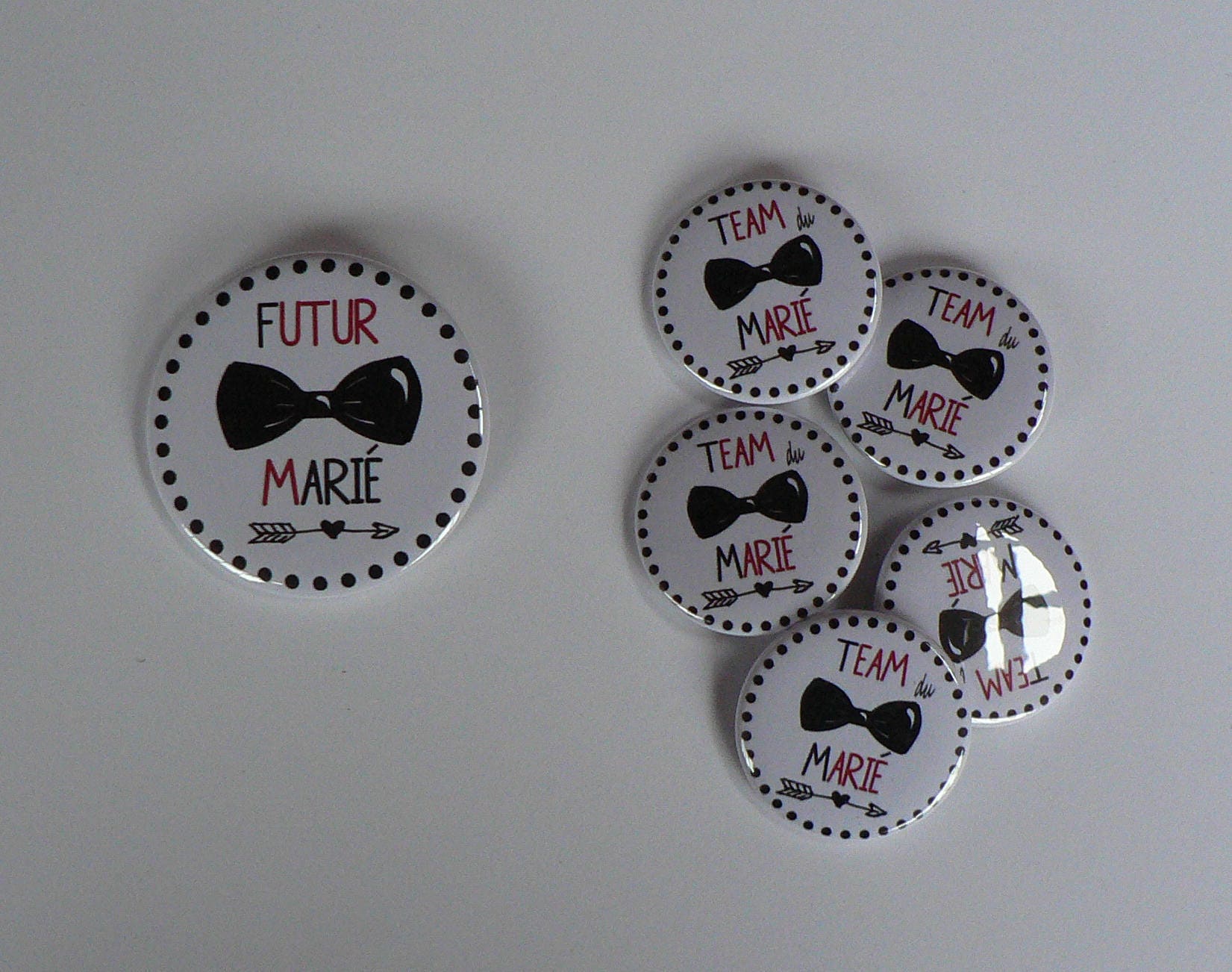 Evg Hochzeits-Fliegenabzeichen-Set Evg Hochzeits-Fliegenabzeichen-Set von LartisAnneBoutique