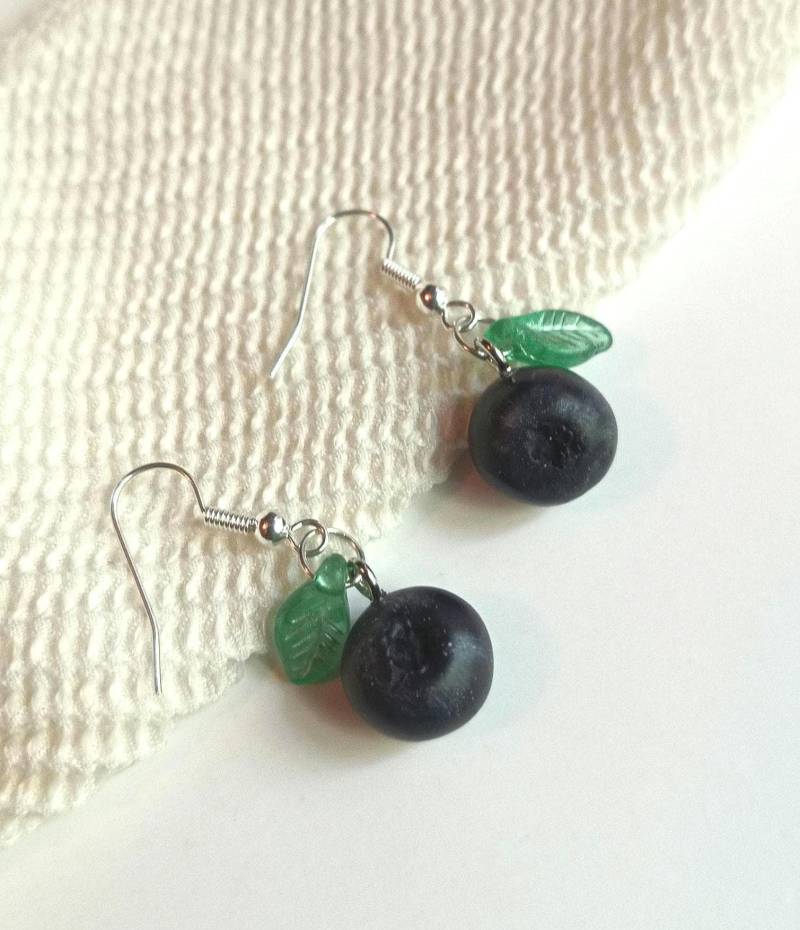 Blaubeerohrringe/ Blaubeer - Ohhänger/ Hängohrringe/ Nickelfrei Blaubeerohrringe/ Blaubeer - Ohhänger/ Hängohrringe/ Nickelfrei von LasCoresShop