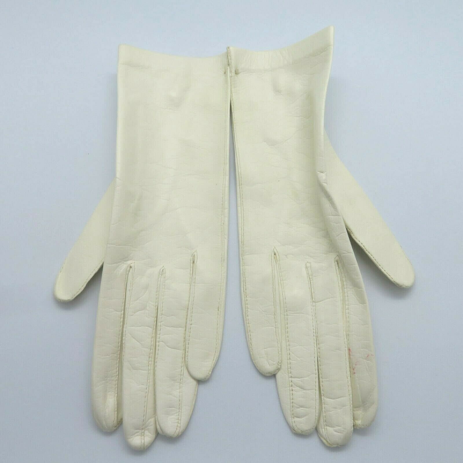 Vintage Fownes Weiße Lederhandschuhe Damen Gr. 6 von LasVegasCloset