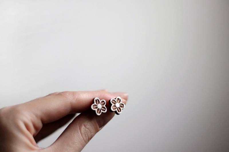 Coffee Blume Handbemalte Ohrringe Aus Holz | Ohrstecker Hypoallergene Coffee Blume Handbemalte Ohrringe Aus Holz | Ohrstecker Hypoallergene von LaserArtAtelier