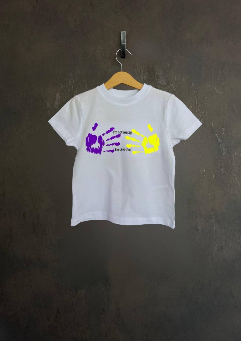 Bio Kinder T-Shirt - „I'm Not Messy, I'm Creative" I Neon Handabdrücke Künstler Shirt Für Baumwolle Geschenk von LaserPlotterDesign