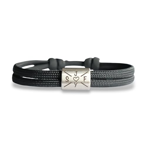 Laserbusters Segeltau Armband mit Edelstahl Charm – personalisiert mit Motiv- und Textgravur Laserbusters Segeltau Armband mit Edelstahl Charm – personalisiert mit Motiv- und Textgravur von Laserbusters