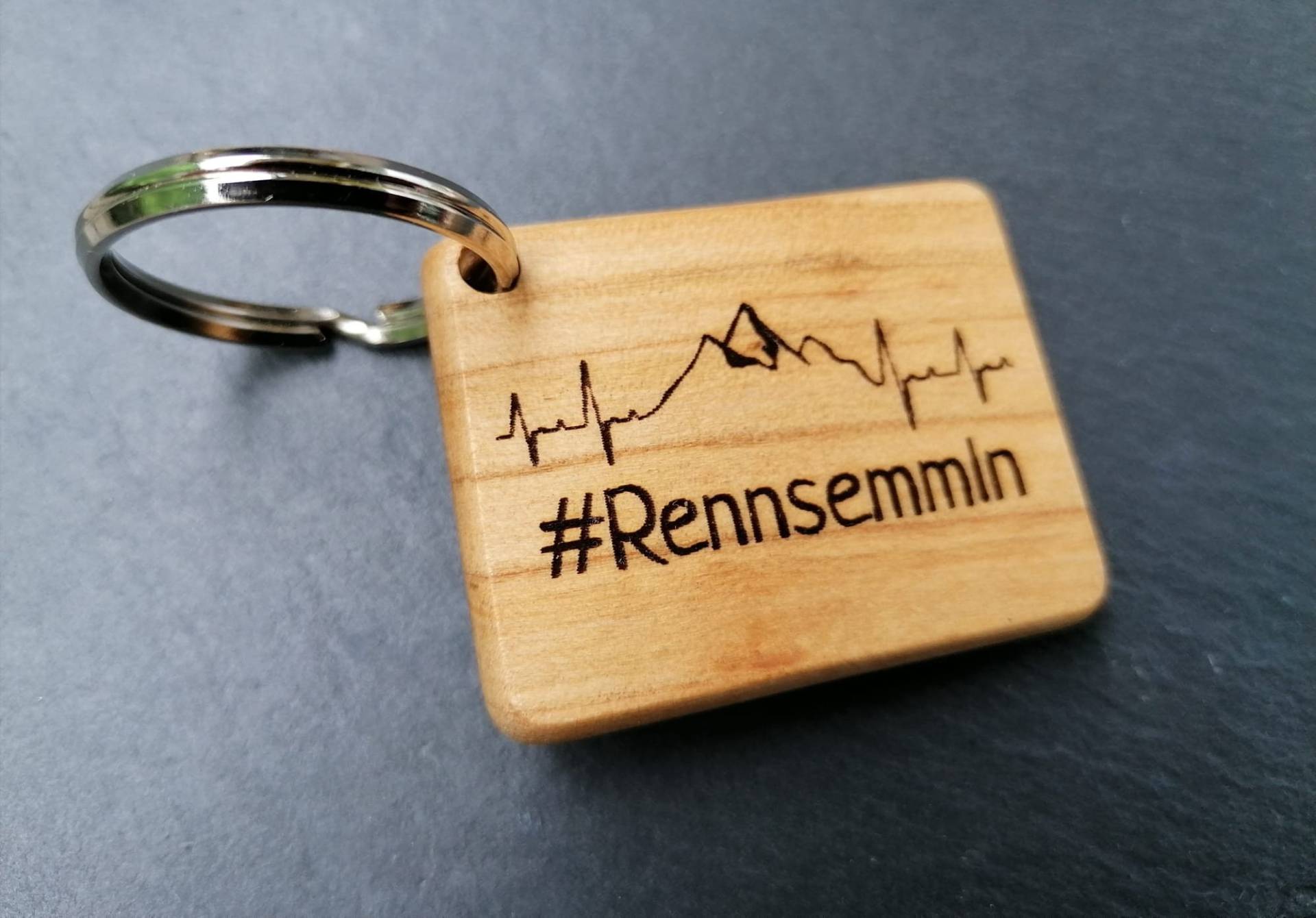 Holz Schlüsselanhänger Personalisiert Kirsche Geölt Lasergravur Nach Wunsch Maße 4, 5 X 3, 5 0, 5 cm, Geschenk Für Sie Und Ihn, Valentinstag Holz Schlüsselanhänger Personalisiert Kirsche Geölt Lasergravur Nach Wunsch Maße 4, 5 X 3, 5 0, 5 cm, Geschenk Für Sie Und Ihn, Valentinstag von LaserdesignKatharina