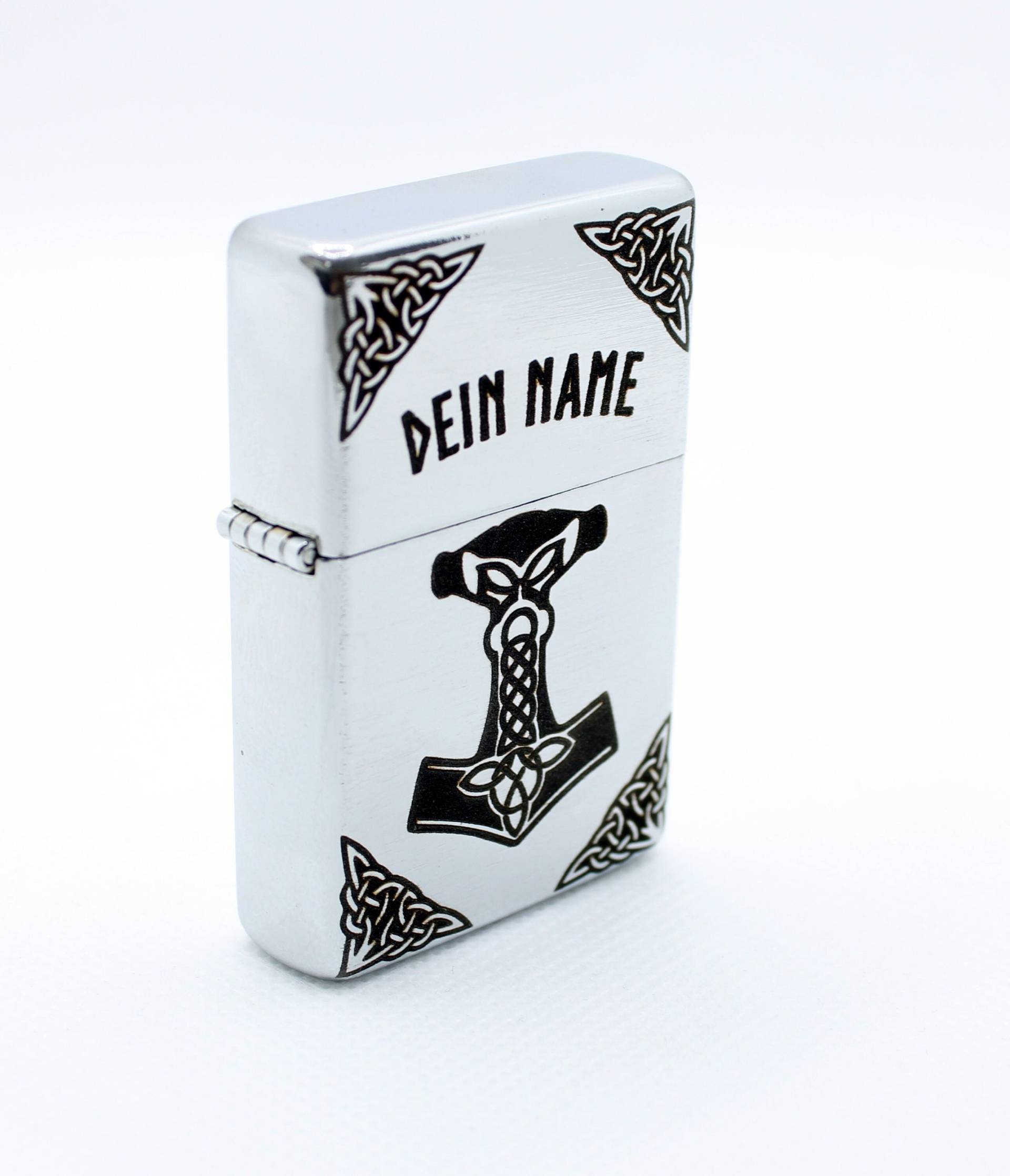 Thors Hammer/Mjölnir Wikinger Feuerzeug Sturmfeuerzeug Mit Namen Oder Widmung Thors Hammer/Mjölnir Wikinger Feuerzeug Sturmfeuerzeug Mit Namen Oder Widmung von LasergyDE