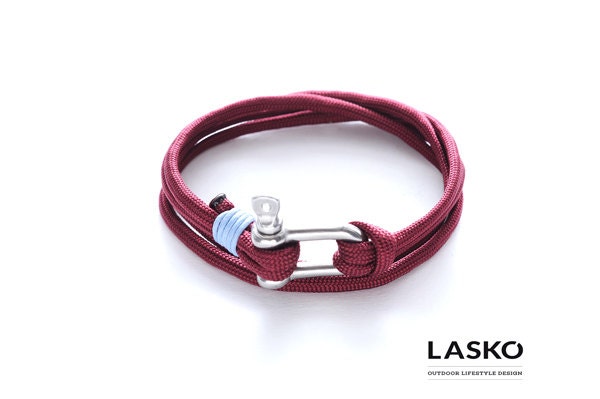 Burgunder & Silbernes Schäkel-Doppelarmband, Unisex-Armband Im Marine-Stil, Armband Maritimen Stil Für Männer Und Frauen, Kletterarmband Burgunder & Silbernes Schäkel-Doppelarmband, Unisex-Armband Im Marine-Stil, Armband Maritimen Stil Für Männer Und Frauen, Kletterarmband von LaskoLifestyle