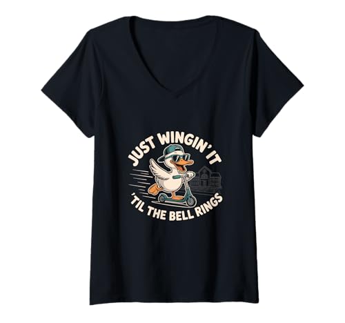 Damen Just Wingin' It 'Till Bell Ring Lustiger Gänselehrer T-Shirt mit V-Ausschnitt Damen Just Wingin' It 'Till Bell Ring Lustiger Gänselehrer T-Shirt mit V-Ausschnitt von Last Day of School Funny Goose - DressedForDuty
