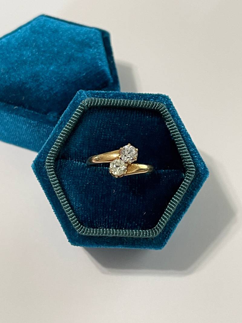 Erstellt Weißer Saphir Ring - Vintage 14K Gold Zwei Edelstein Überbrückung Größe 7 Verlobung Feiner Schmuck von LastCenturyJewels