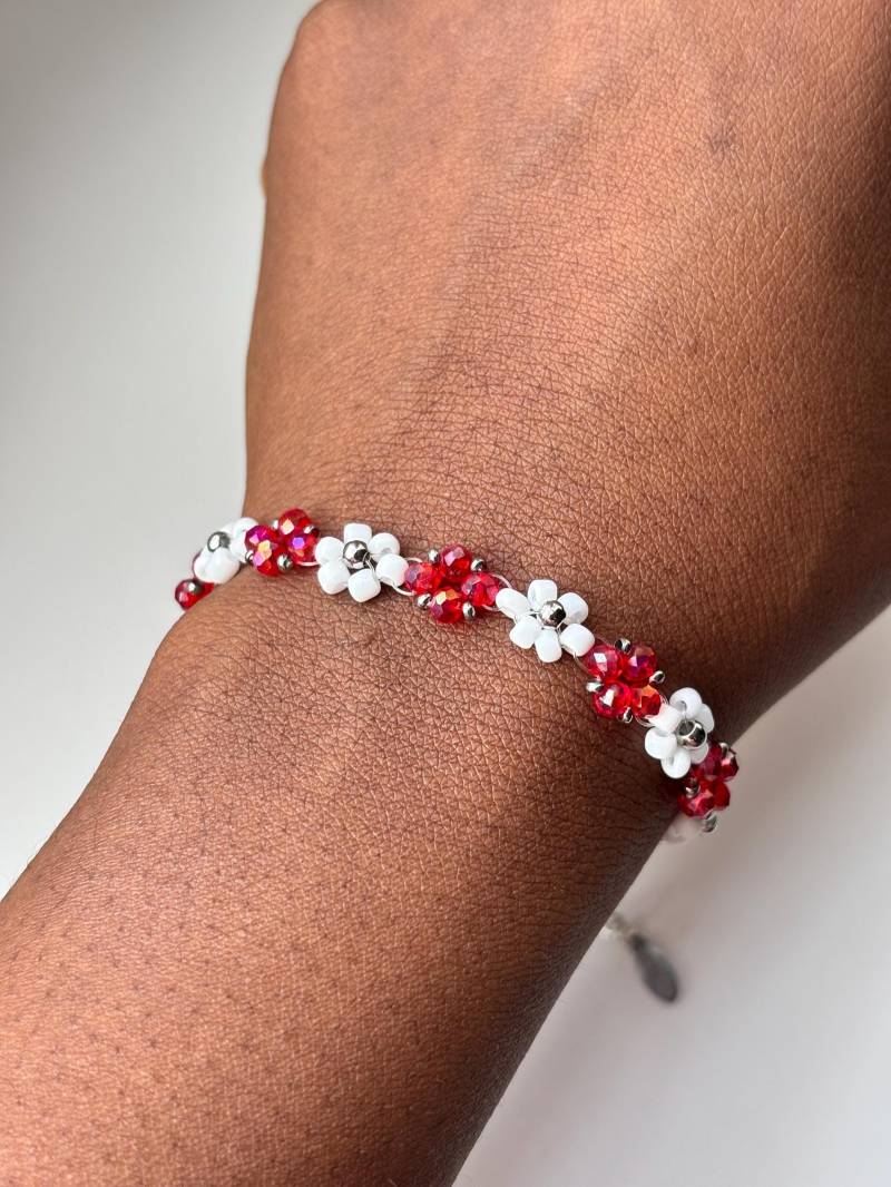 Handgefertigtes Perlenarmband Edelstahl, Wasserdicht von Lastickarella
