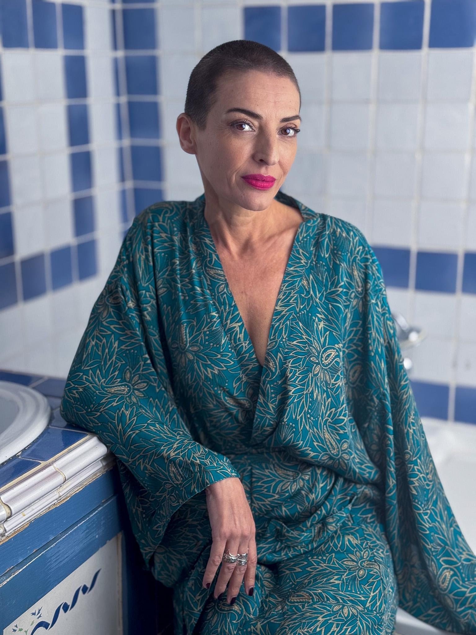 Langer Vintage-Kimono Aus Seide - Hausmantel Mit Gürtel Vintage-Bademantel von LatelierDeSonja