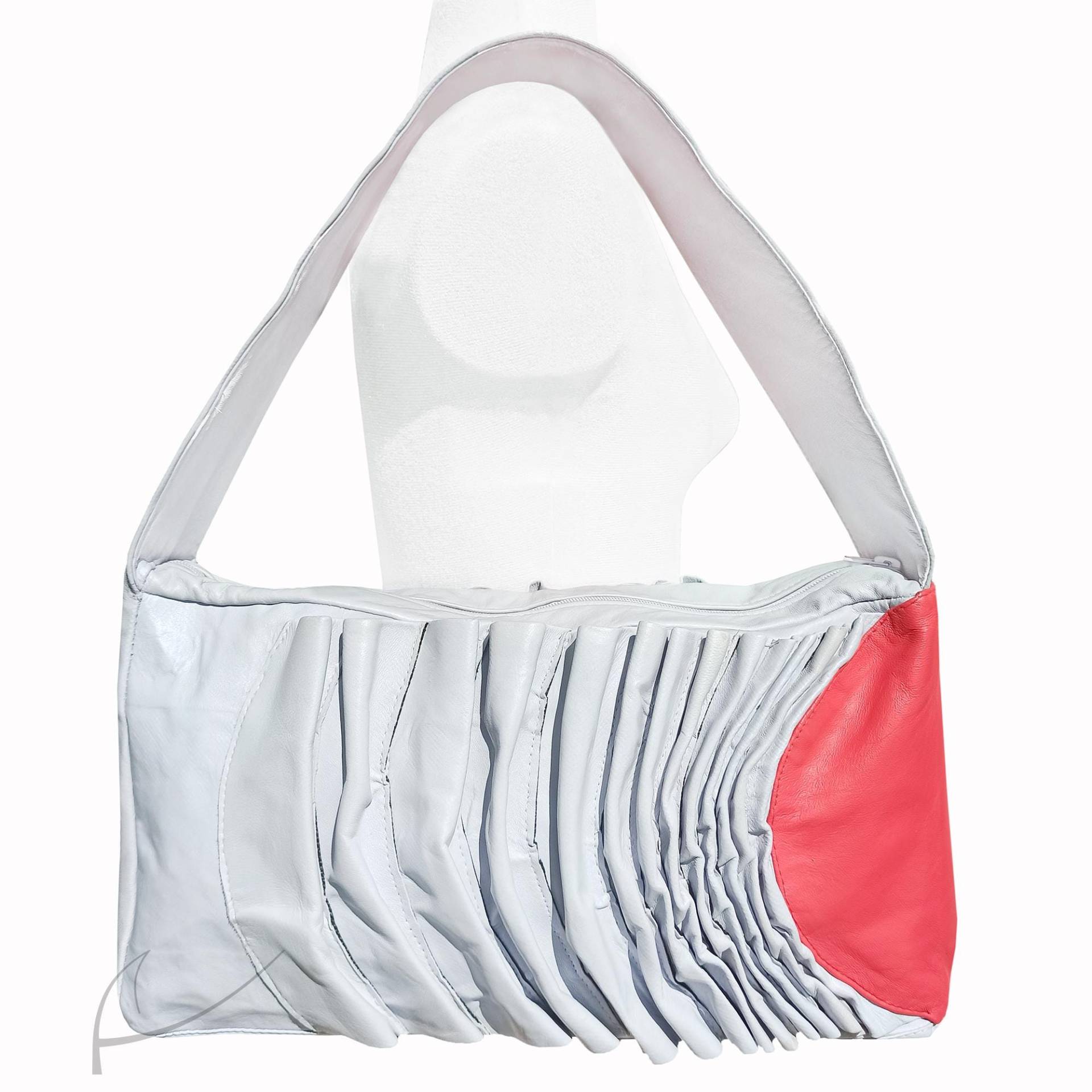 Lila-Rote Ledertasche von Latkafashion