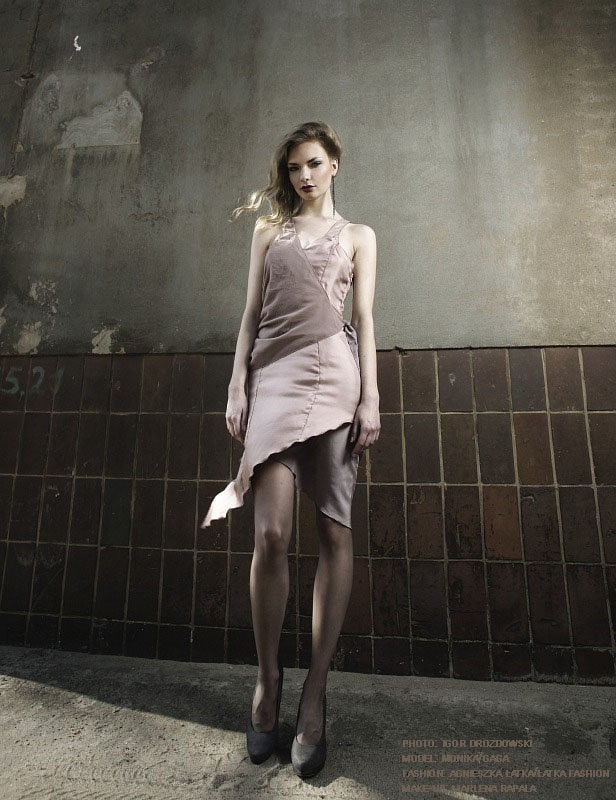 Mehrlagiges Cocktailkleid Aus Seide Mehrlagiges Cocktailkleid Aus Seide von Latkafashion