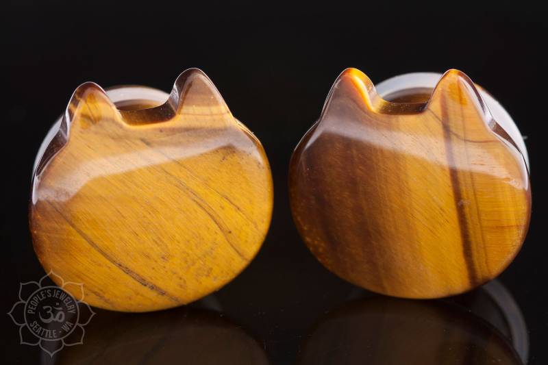 Gelb Tigerauge Kitties Single Flare Stone - Pro Paar von LaughingBuddhaStudio