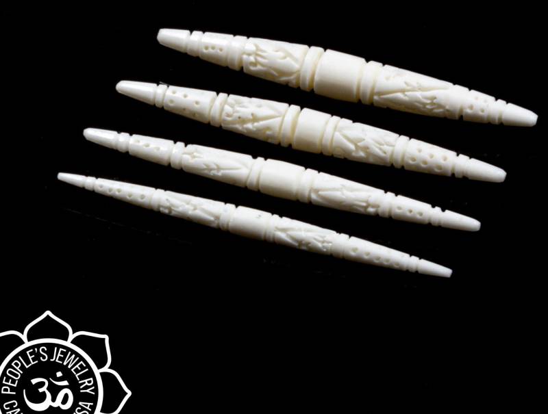 Völker Schmuck - Geschnitztes Horn Oder Knochen Spike Feder Preis Pro Stück von LaughingBuddhaStudio