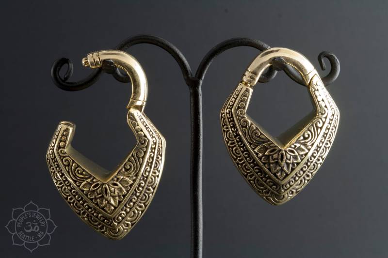 Völker Schmuck - Messing Oder Versilbert, Chevron Scharnier Clicker von LaughingBuddhaStudio