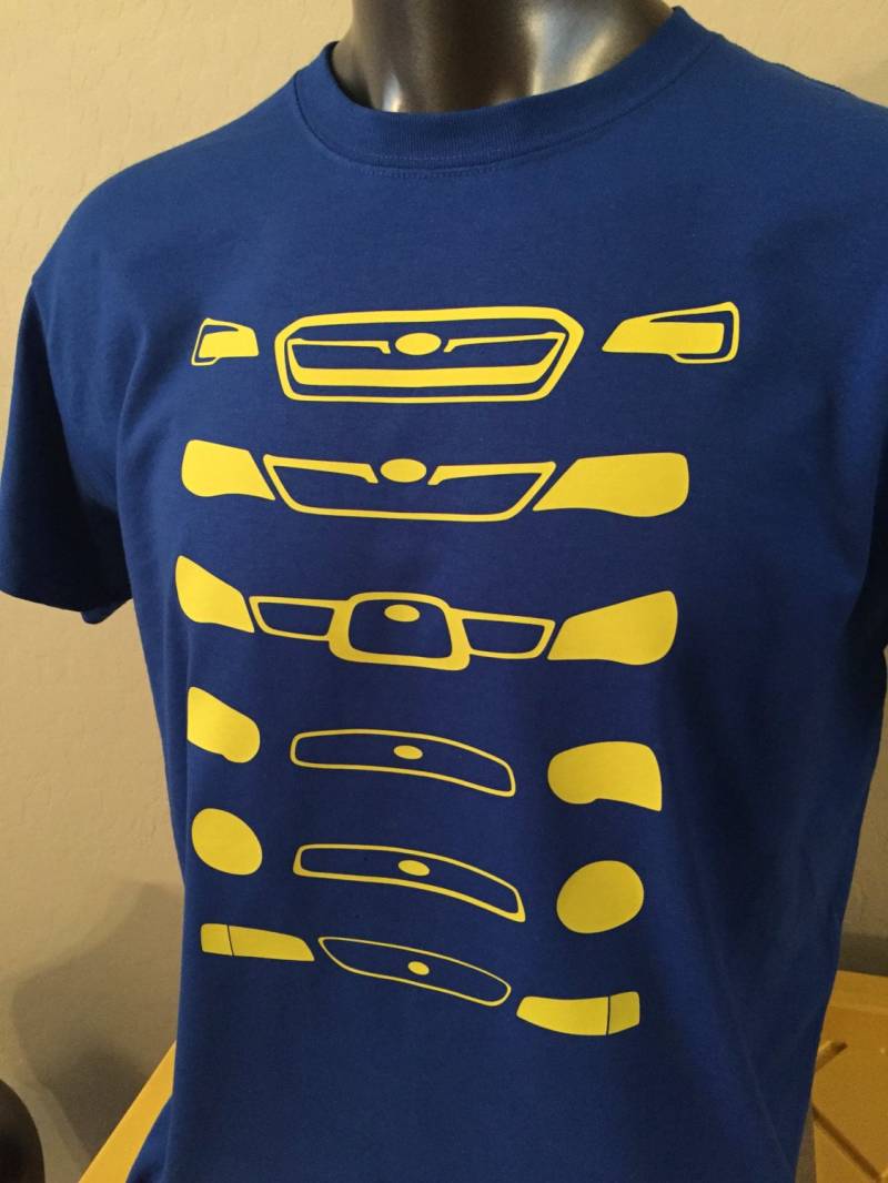 Benutzerdefinierte Farben Subie Front Ends Scheinwerfer T-Shirt von LaunchApparel