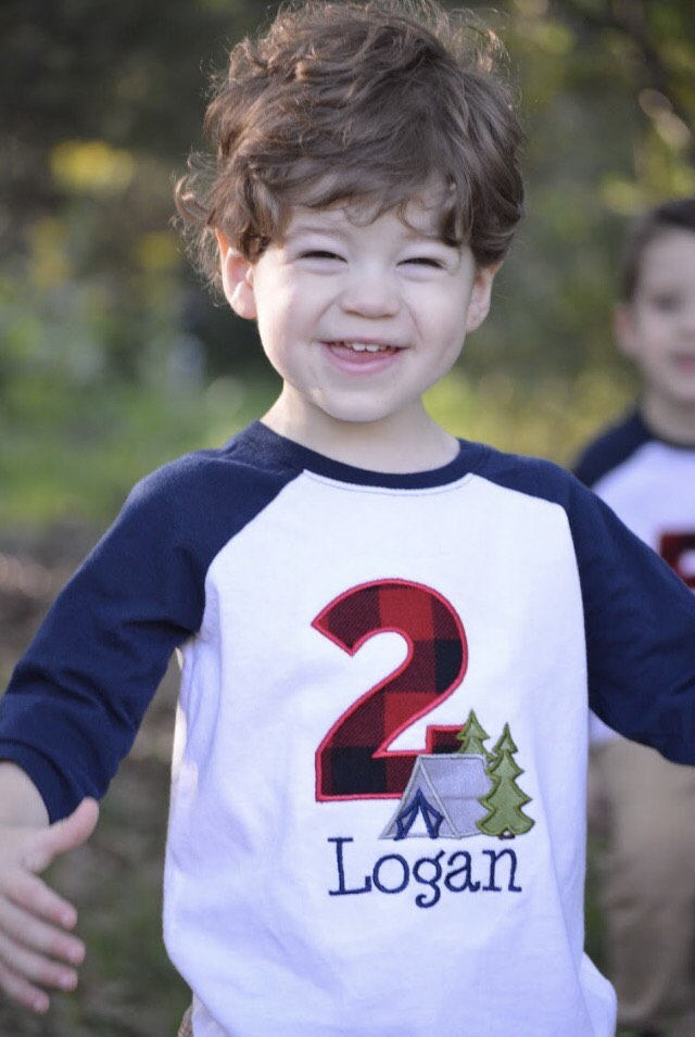 Camping Geburtstag Shirt - Holzfäller Erster Kuchen Smash Outfit Cooles Geburtstagsshirt Geburtstagsparty von LaundryRoomSanctuary