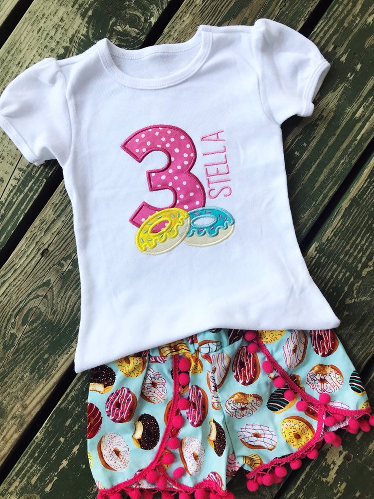 Donut Growup Geburtstag Shirt, Thema, Bestickt, Applikation, Shirt von LaundryRoomSanctuary