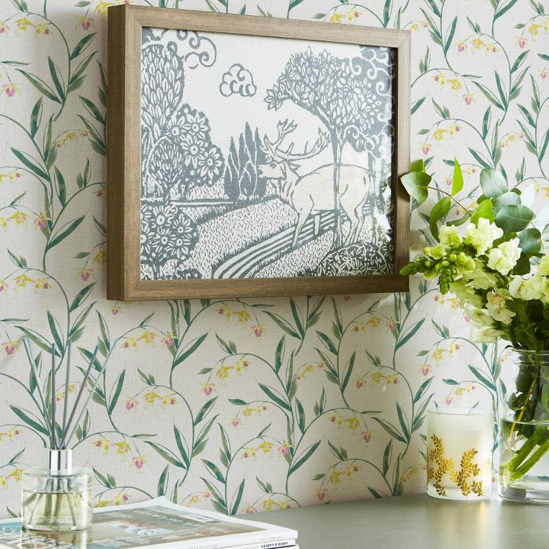 LAURA ASHLEY Vliestapete "Fulwell Fuchsia" geblümt glatt 10mx52cm (ca. 5m2) von Laura Ashley