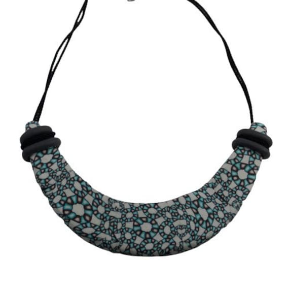 Lätzchen Halsketten Online Kaufen Handgemacht von LauraChacel