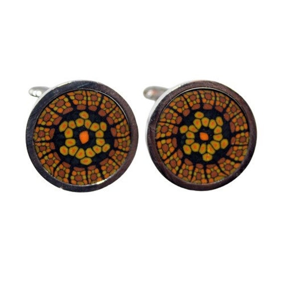 Manschettenknöpfe Anziehen von LauraChacel