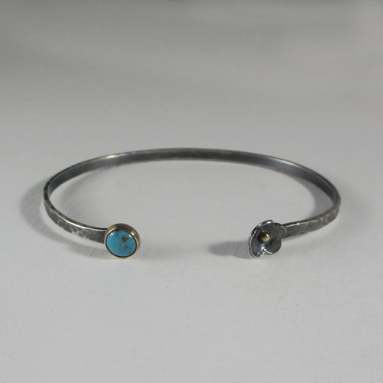 Mohn Stapeln Manschette Süße Blume Und Natürliche Türkis Sterling Silber 14 K Gold Offene Armband Mohn Stapeln Manschette Süße Blume Und Natürliche Türkis Sterling Silber 14 K Gold Offene Armband von LauraFoxDesigns