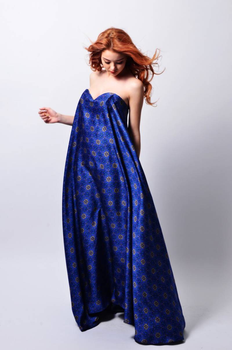 Langes Zeltkleid, Ärmelloses Sweetheart Kleid | Larisa von LauraGalic