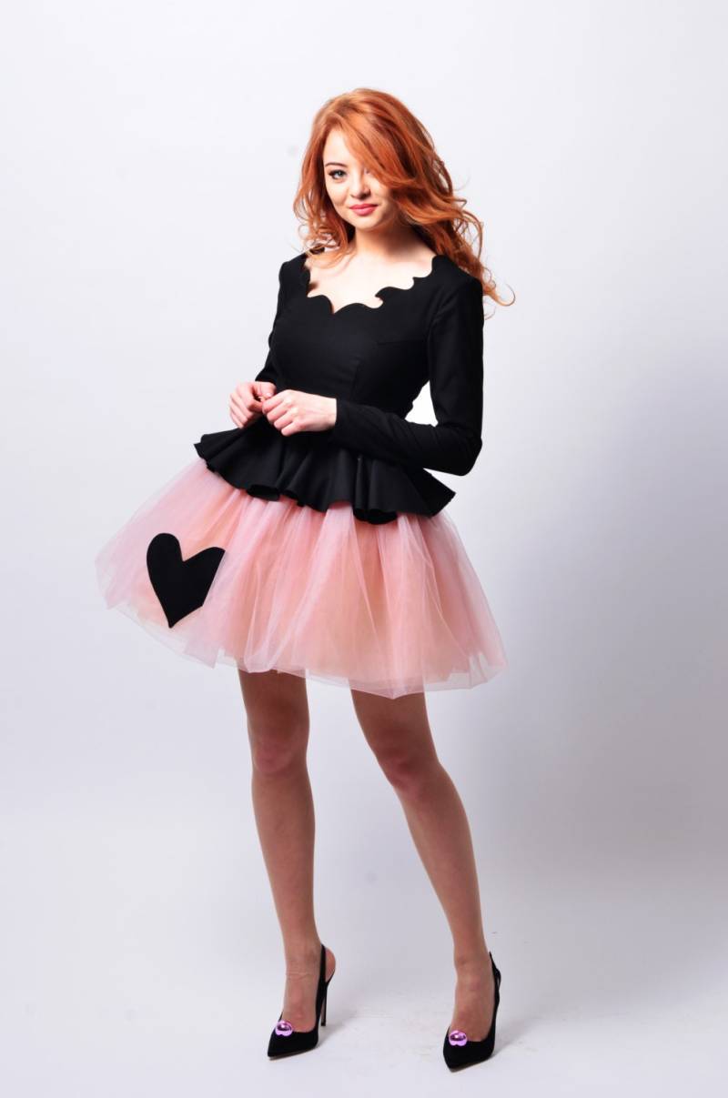 Mini V-Ausschnitt Langarm Kleid, Tüll Unterrock, Rüschen Top | Pita 2 von LauraGalic