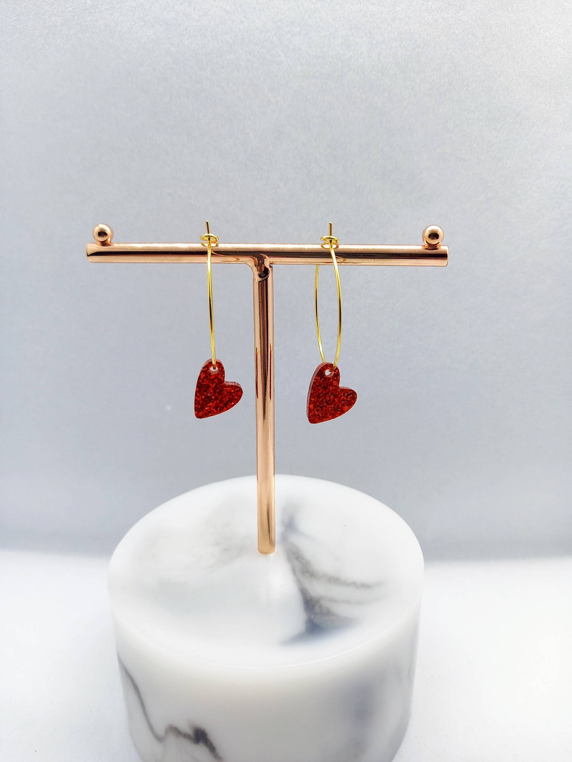 Rotes Herz Ohrringe, Schmuck, Gold Creolen von LauraLovesJewellery