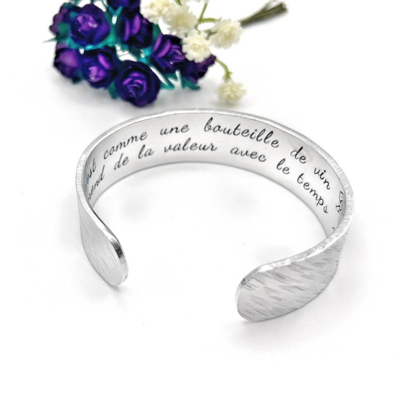 Freundschafts-Zitat-Armband, Freund-Geschenk-Schmuck, Beste-Freund-Zitat-Manschette Freundschafts-Zitat-Armband, Freund-Geschenk-Schmuck, Beste-Freund-Zitat-Manschette von LauraWalkerJewellery