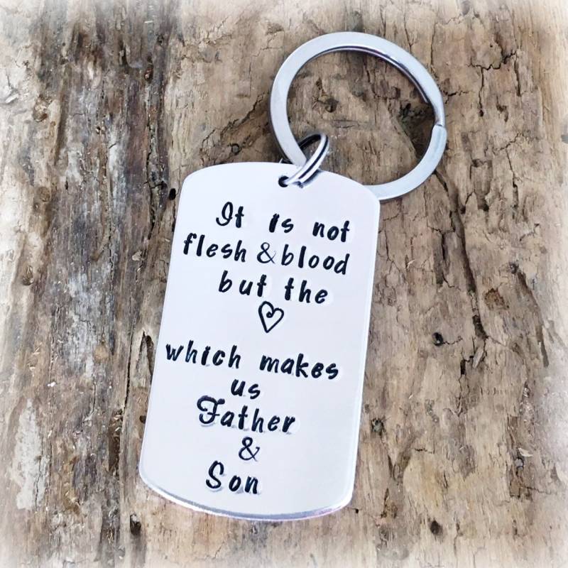 Personalisierter Vater-Schlüsselanhänger, Personalisierter Metall-Schlüsselanhänger Vater, Personalisiertes Geschenk Papa Personalisierter Vater-Schlüsselanhänger, Personalisierter Metall-Schlüsselanhänger Vater, Personalisiertes Geschenk Papa von LauraWalkerJewellery