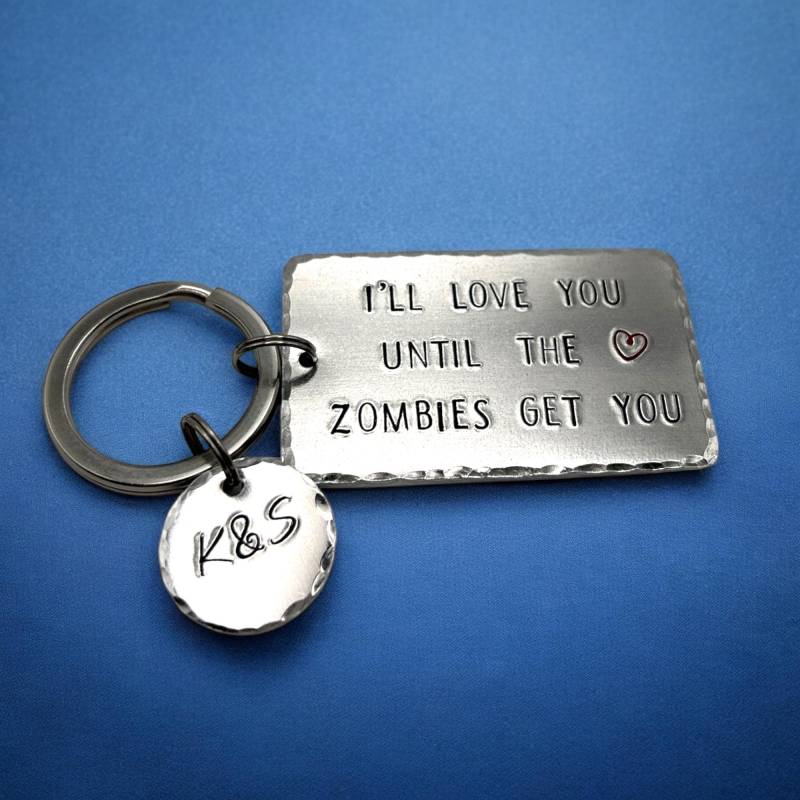 Zombie-Schlüsselanhänger, Zombie-Geschenkpartner, Until The Zombies Get You Geschenk, Zombie-Schlüsselanhänger Freund Zombie-Schlüsselanhänger, Zombie-Geschenkpartner, Until The Zombies Get You Geschenk, Zombie-Schlüsselanhänger Freund von LauraWalkerJewellery