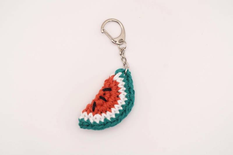 Wassermelone Schlüsselanhänger Gehäkelt Amigurumi Anhänger Handgemachter Melone Sommer Accessoire Geschenk Wassermelone Schlüsselanhänger Gehäkelt Amigurumi Anhänger Handgemachter Melone Sommer Accessoire Geschenk von LaurabStudioArt